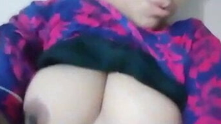 Bangladeshi bhabi showing her jugs increased by pussy her lover