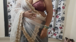 Hawt AND NAUGHTY INDIAN BHABHI READY Be incumbent on A PARTY