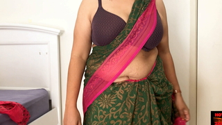 Sexy Indian Girl Stripping Off Saree to Panty