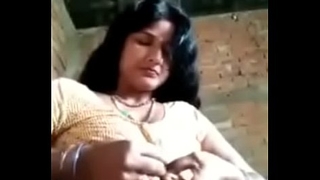 Indian village bhabi playing in the matter of her self
