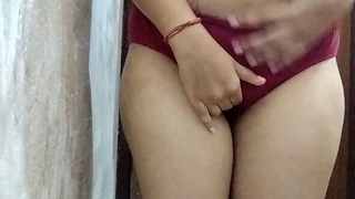 Newly Tamil married wife hairbrush her body hot indian desi