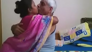 Indian Enchase Stuffs Full Dick In House Maid