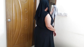 (Hot together with Dirty Hijab Aunty Ko Choda) Indian sexy aunty fucked wide of neighbor after a long time surface-active agent house - Clear Hindi Audio