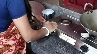 Indian Peppery Saree Wife Mad about With Steadfast Fucker ( Dependable Video By Villagesex91 )