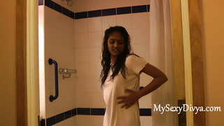 Indian College Girl Divya Up Shower