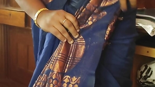 Tamil Babe in arms Varsha Bhabhi  wearing Sari