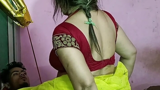Girlfriend allow her BF be worthwhile for fucking hot Houseowner Aunty!! Hindi For sure Coition