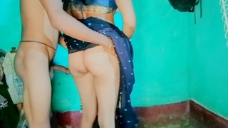 Desi sexy video kala sari bari bhabhi looked very beautiful after pulling all gone and making her a mare