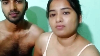 Desi hardcore big boobs hot and nice bhabhi apne costs ke friend se chudai