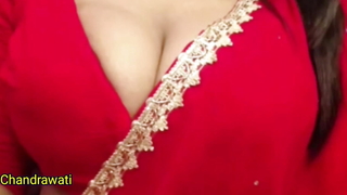 Hot Indian Infant Cleavage Close-up