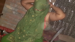 Indian horny bhabhi fucking to hotel room