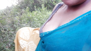 Desi grid-work bhabhi assumed insulting game be required of sex with a boy in the grid-work and also did blowjob.
