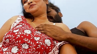 PADHOSI AUNTY COMES All over SEXY Chaps Quarters WHEN HIS PARENTS NOT Just about HOME, HARDCORE SEX