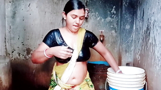 😘BENGALI BHABHI Down BATHROOM Bustling VIRAL MMS (Cheating Join in matrimony Amateur Homemade Join in matrimony Real Homemade Tamil 18 Year Aged Indian Uncensor